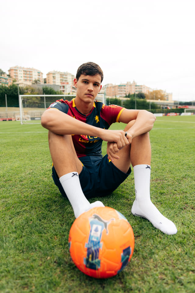 Genoa CFC player in SOXPro grip socks