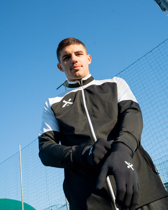 Krstović in GEARXPro training gear with Grip Gloves